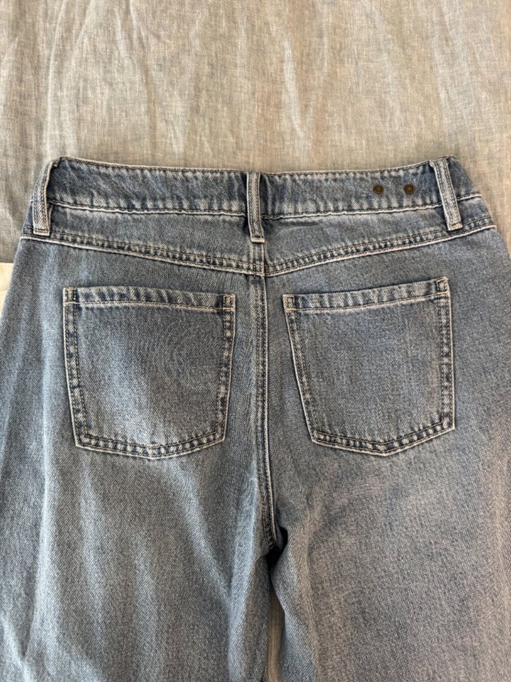 Cabi Ashbury Jeans - Picture 4 of 5